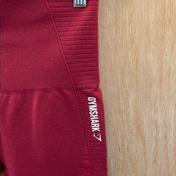 Gymshark Raspberry Leggings - Picture 3 of 5